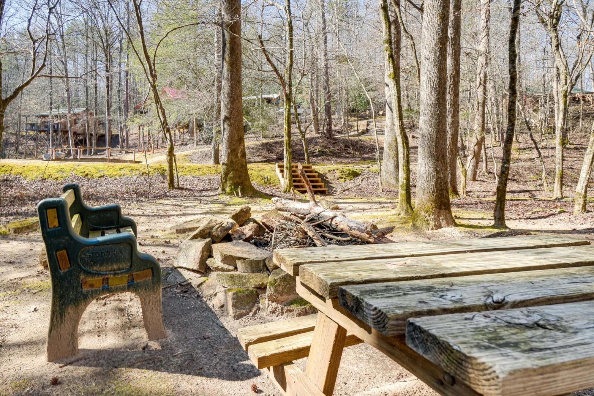 Secluded Family Retreat In Dahlonega With Hot Tub! Villa Kültér fotó